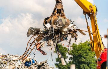 Close-up of a crane for recycling metallic waste